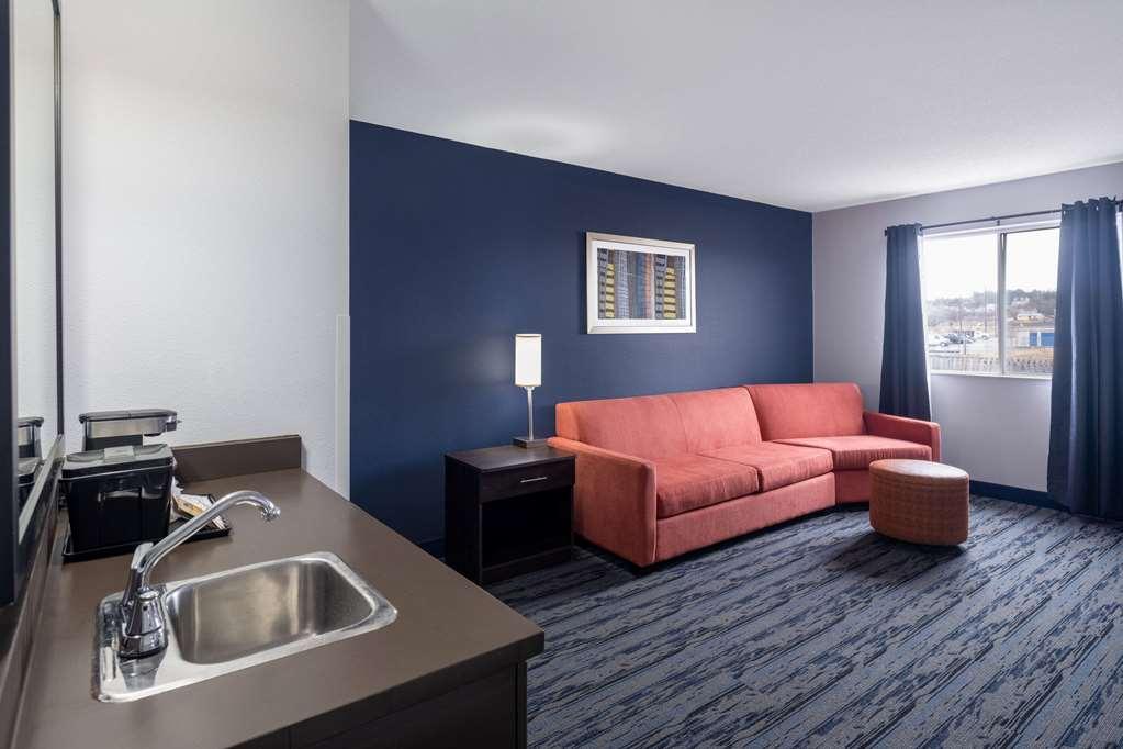 Travelodge Suites By Wyndham Saint John Habitación foto