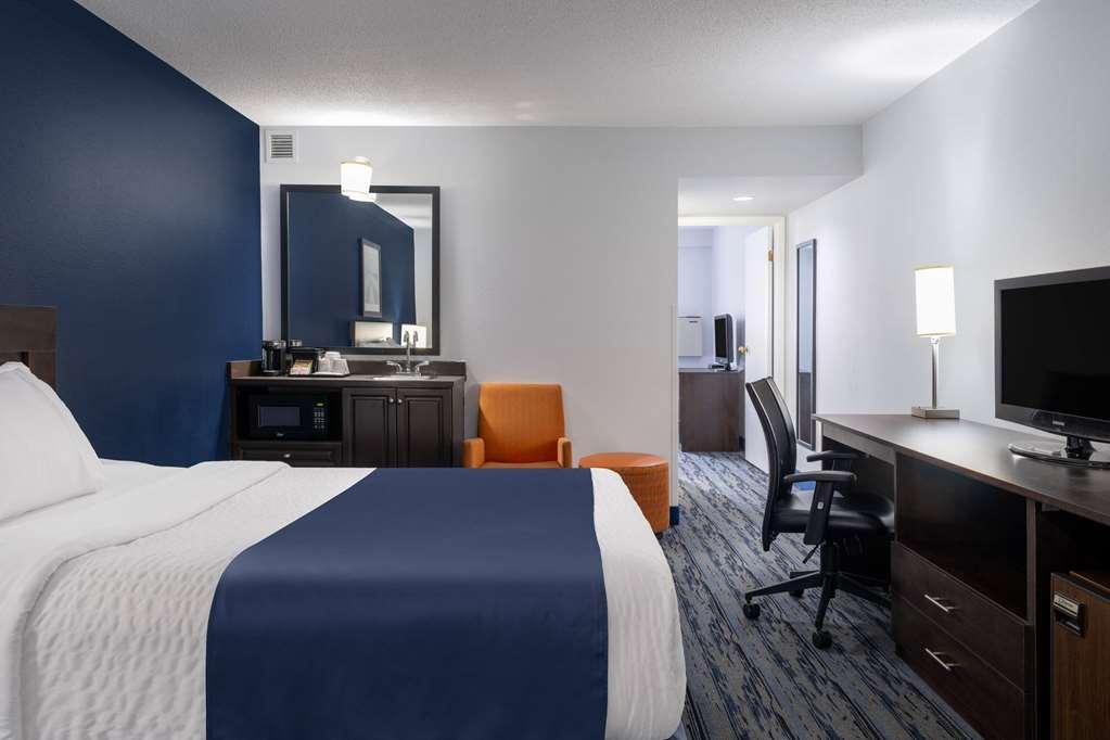Travelodge Suites By Wyndham Saint John Habitación foto
